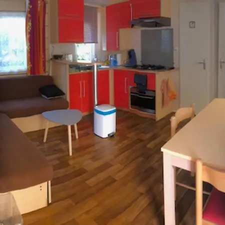 Mobilhome A 5 Min De La A Pied 5etoiles Apartmán *